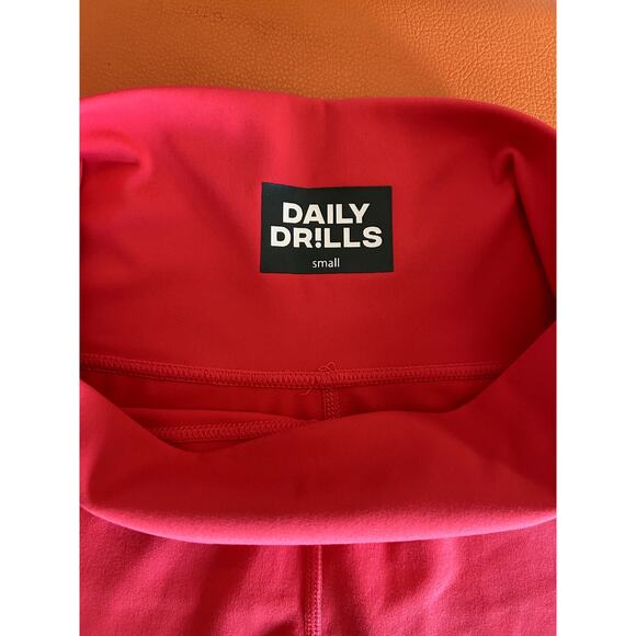 SOLD Daily Drills Red Tight Activewear Shorts Size S - Picture 4 of 7